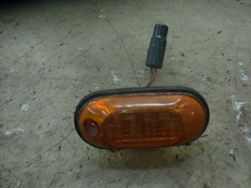 Recambio de piloto lateral derecho para mitsubishi galloper (hyundai) 2.5 td (3-ptas.) referencia OEM IAM   