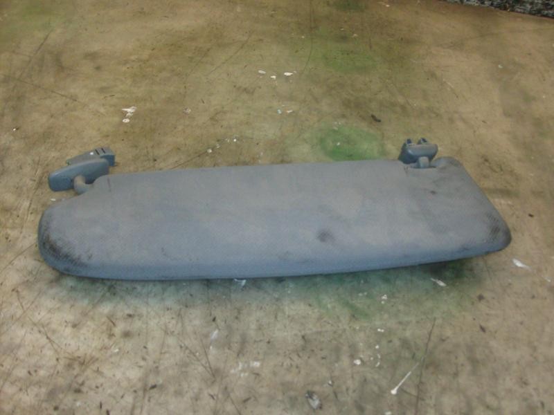 Recambio de parasol derecho para audi tt (8n3/8n9) 1.8 t coupe (132kw) referencia OEM IAM 8N8857552D17L  