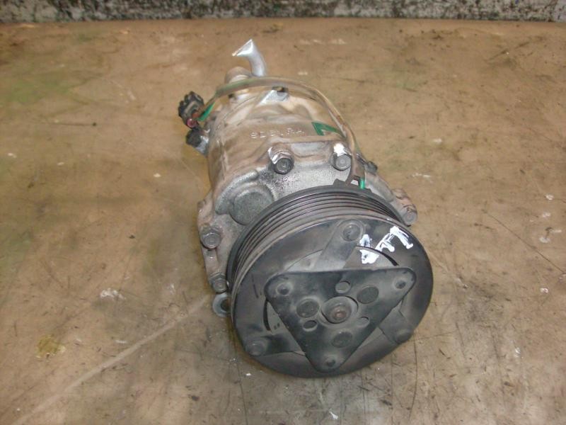 Recambio de bomba direccion para volkswagen polo berlina (6n2) trendline referencia OEM IAM   