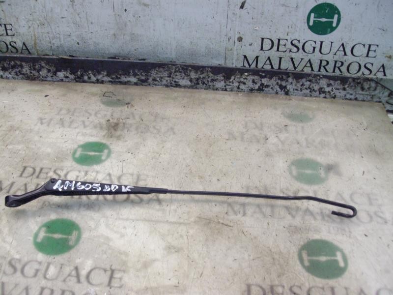 Recambio de brazo limpia delantero derecho para volkswagen passat berlina (3b2) highline referencia OEM IAM   