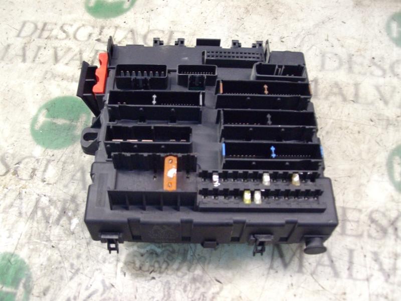 Recambio de caja reles / fusibles para opel vectra c berlina comfort referencia OEM IAM   