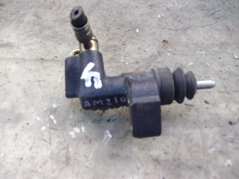 Recambio de bombin embrague para nissan primera berlina (p12) acenta referencia OEM IAM   