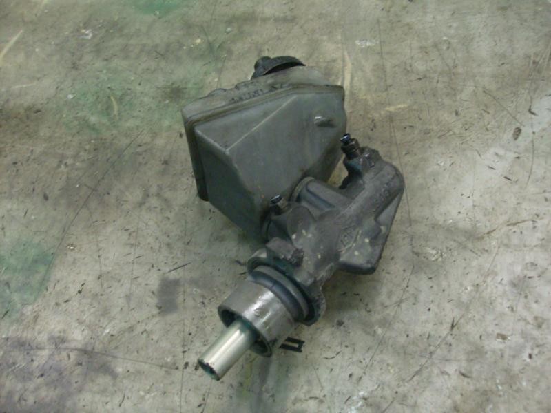 Recambio de bomba freno para renault kangoo (f/kc0) alize referencia OEM IAM   