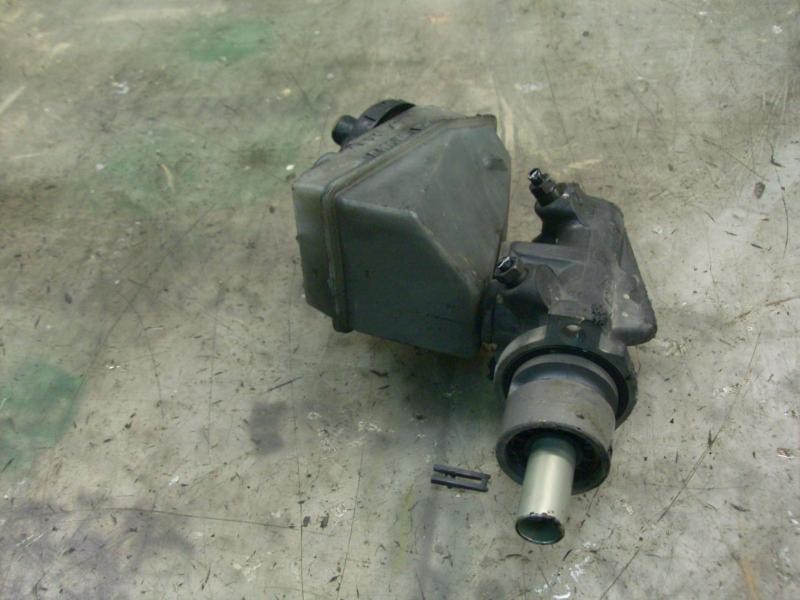 Recambio de bomba freno para renault kangoo (f/kc0) alize referencia OEM IAM   