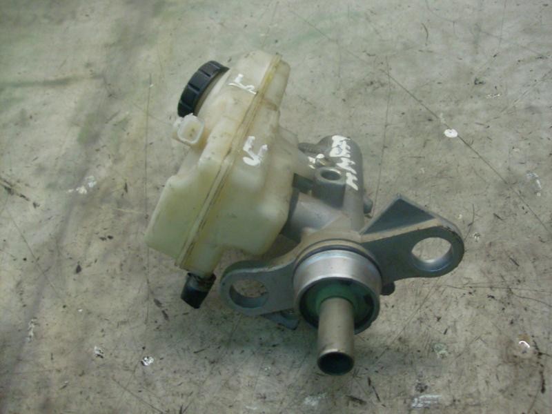 Recambio de bomba freno para renault megane ii berlina 3p confort dynamique referencia OEM IAM   