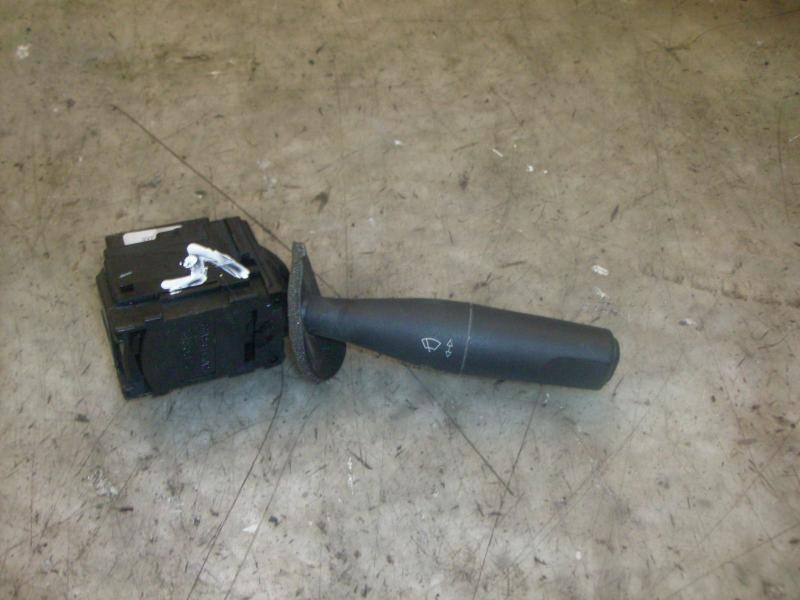 Recambio de mando limpia para citroën berlingo 1.9 diesel referencia OEM IAM   