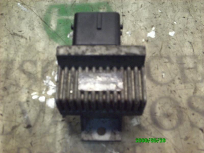 Recambio de caja precalentamiento para peugeot 206 berlina 1.4 hdi referencia OEM IAM   