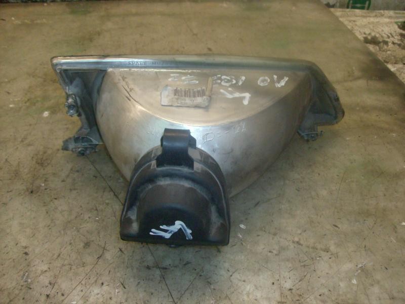 Recambio de faro izquierdo para peugeot 106 (s1) 1.1 referencia OEM IAM   