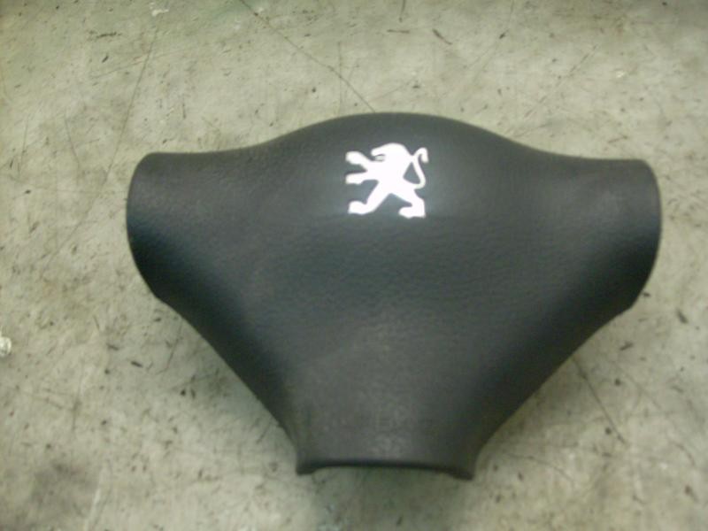 Recambio de airbag delantero izquierdo para peugeot 206 berlina 1.4 referencia OEM IAM   