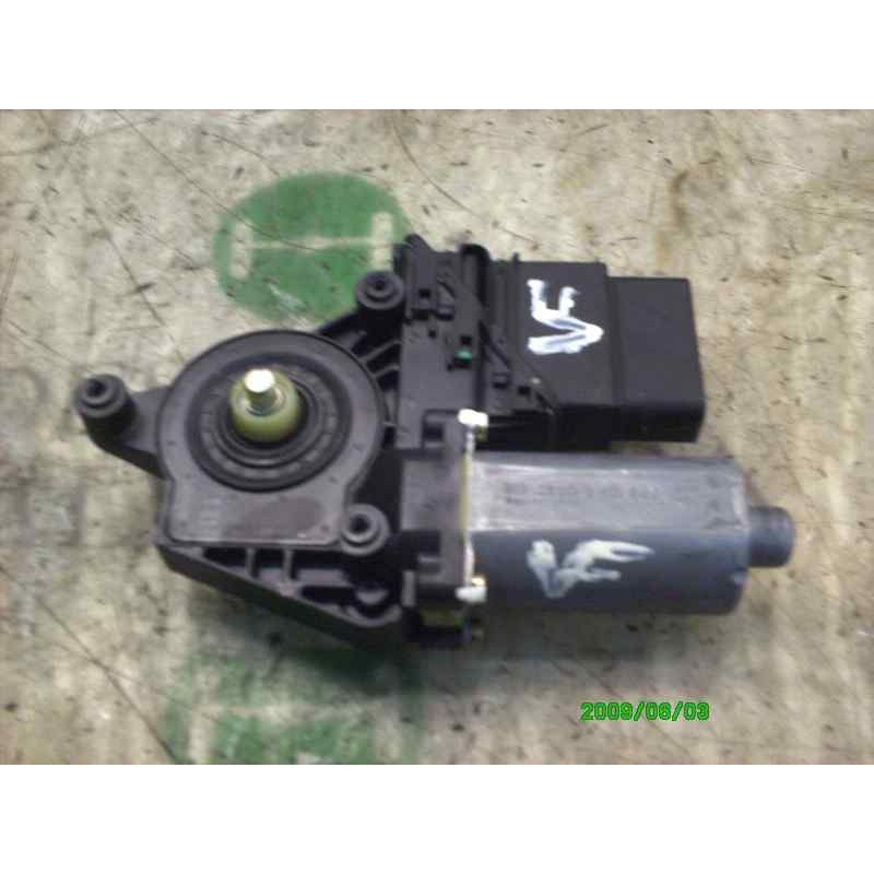 Recambio de motor elevalunas trasero derecho para volkswagen passat variant (3b6) 1.8 20v turbo referencia OEM IAM   
