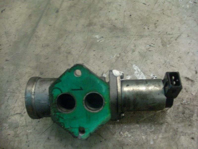 Recambio de valvula egr para volvo v40 familiar 1.8 evolution referencia OEM IAM   