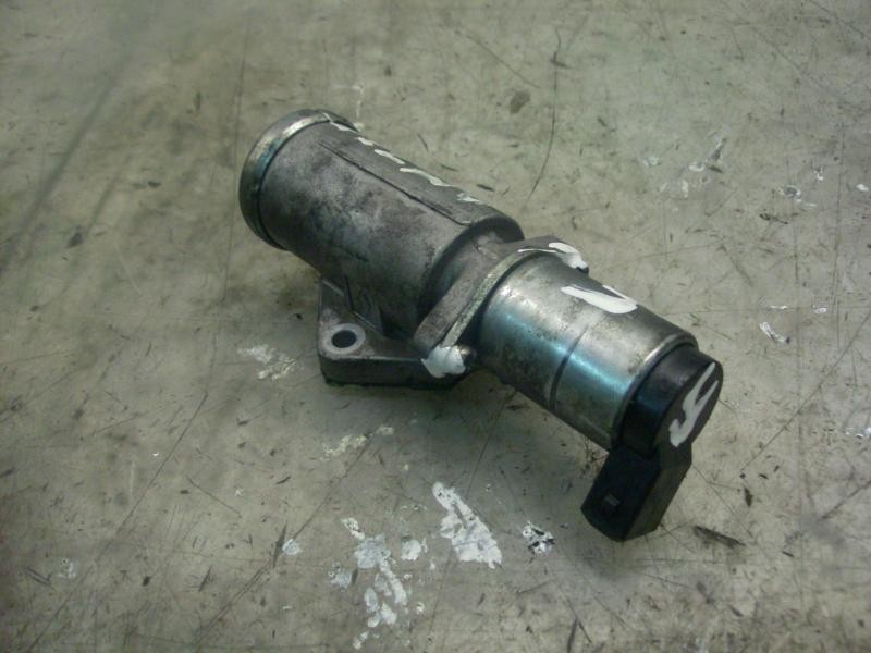 Recambio de valvula egr para volvo v40 familiar 1.8 evolution referencia OEM IAM   