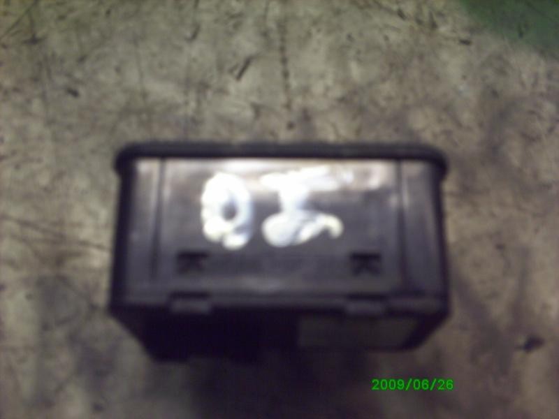 Recambio de mando elevalunas delantero izquierdo para opel astra g coupé 1.8 16v referencia OEM IAM   