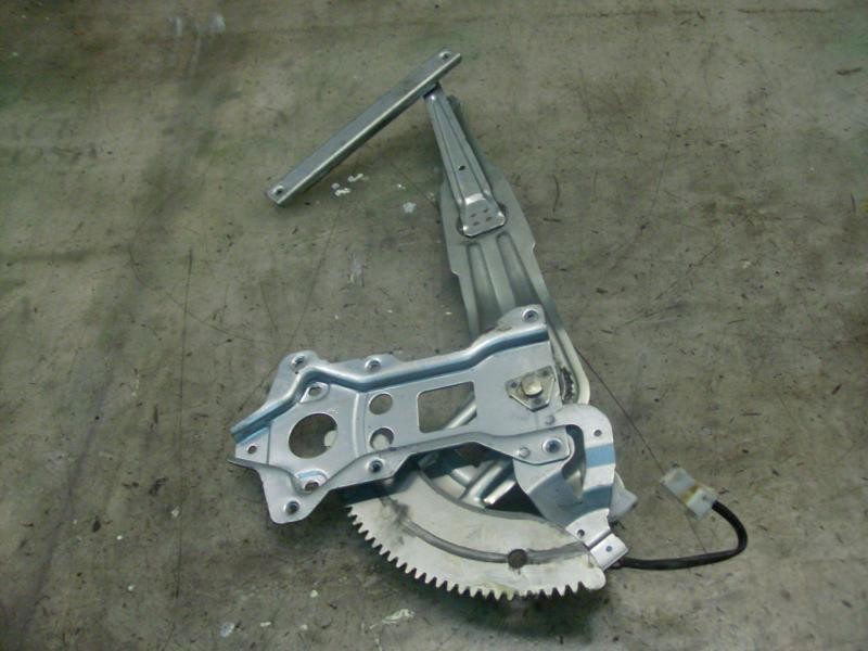 Recambio de elevalunas delantero derecho para mitsubishi l 200 (k6/7) 2500 td glx (4-ptas.) referencia OEM IAM   