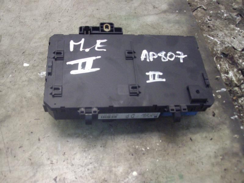 Recambio de caja reles / fusibles para opel astra h berlina elegance referencia OEM IAM   