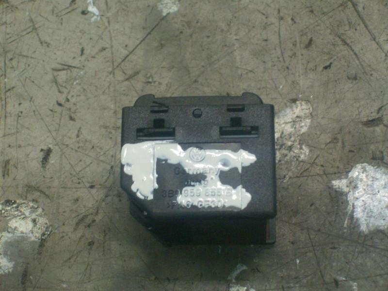 Recambio de mando elevalunas trasero izquierdo para volkswagen passat variant (3b5) comfortline referencia OEM IAM   