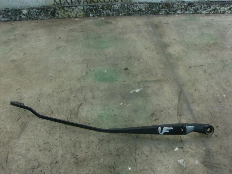 Recambio de brazo limpia delantero derecho para volkswagen passat variant (3b5) comfortline referencia OEM IAM   