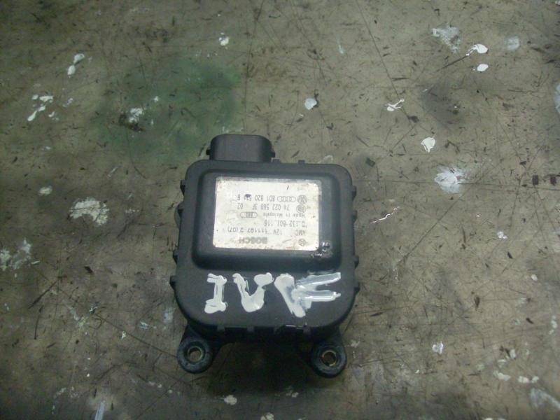 Recambio de motor apertura trampillas climatizador para volkswagen passat variant (3b5) comfortline referencia OEM IAM   