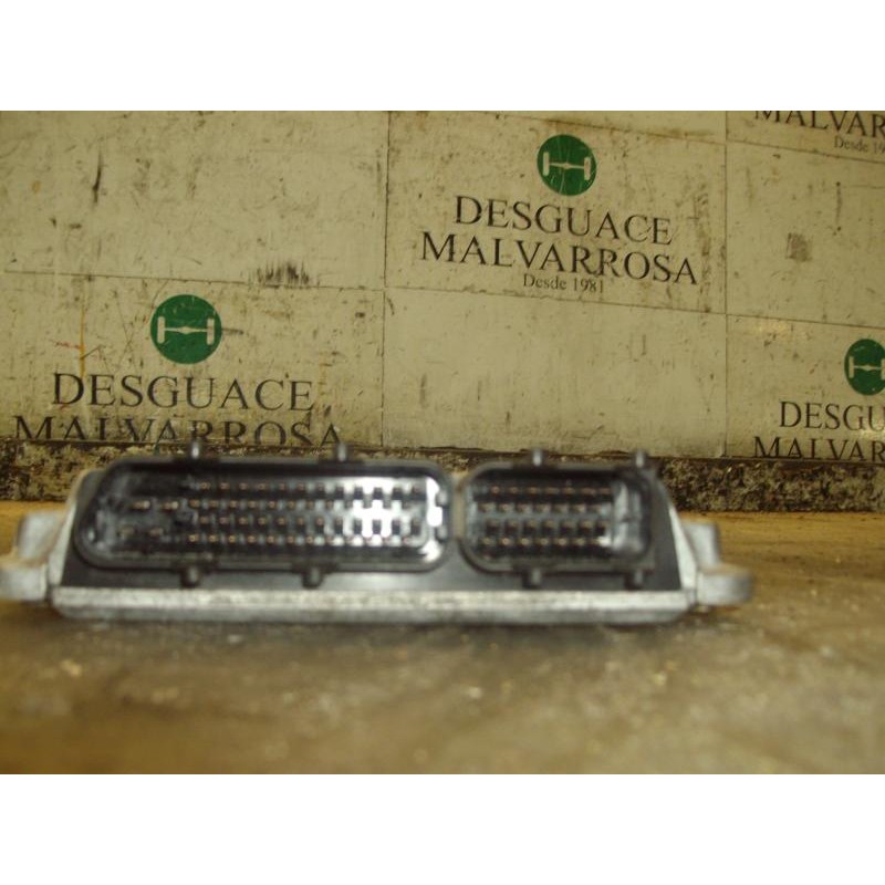 Recambio de centralita motor uce para audi a3 (8l) 1.8 ambiente referencia OEM IAM 06A997018BX 0261204126127 0261204126127