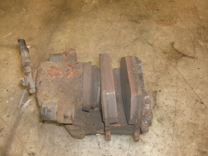 Recambio de pinza freno delantera derecha para volkswagen golf iv berlina (1j1) conceptline referencia OEM IAM   