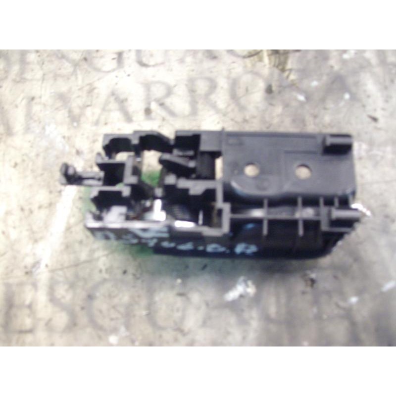 Recambio de maneta interior delantera derecha para toyota corolla (e12) 1.4 d-4d terra berlina referencia OEM IAM   