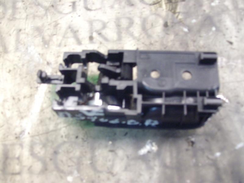 Recambio de maneta interior delantera derecha para toyota corolla (e12) 1.4 d-4d terra berlina referencia OEM IAM   