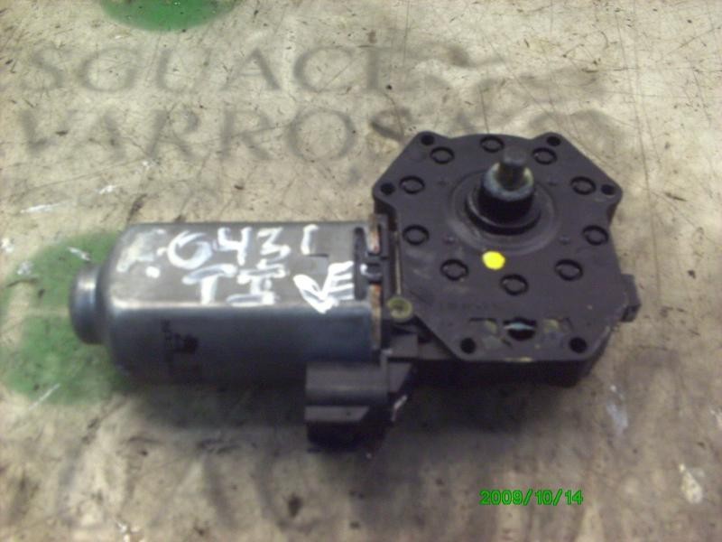 Recambio de motor elevalunas trasero izquierdo para alfa romeo 166 2.4 jtd referencia OEM IAM   