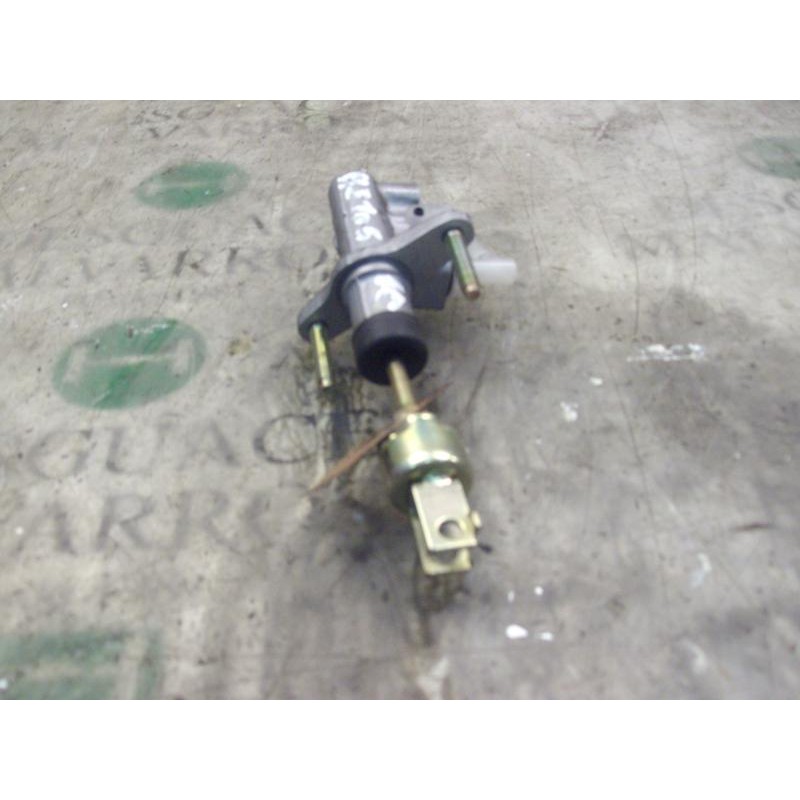 Recambio de bomba embrague para toyota corolla (e12) 1.4 d-4d terra berlina referencia OEM IAM   