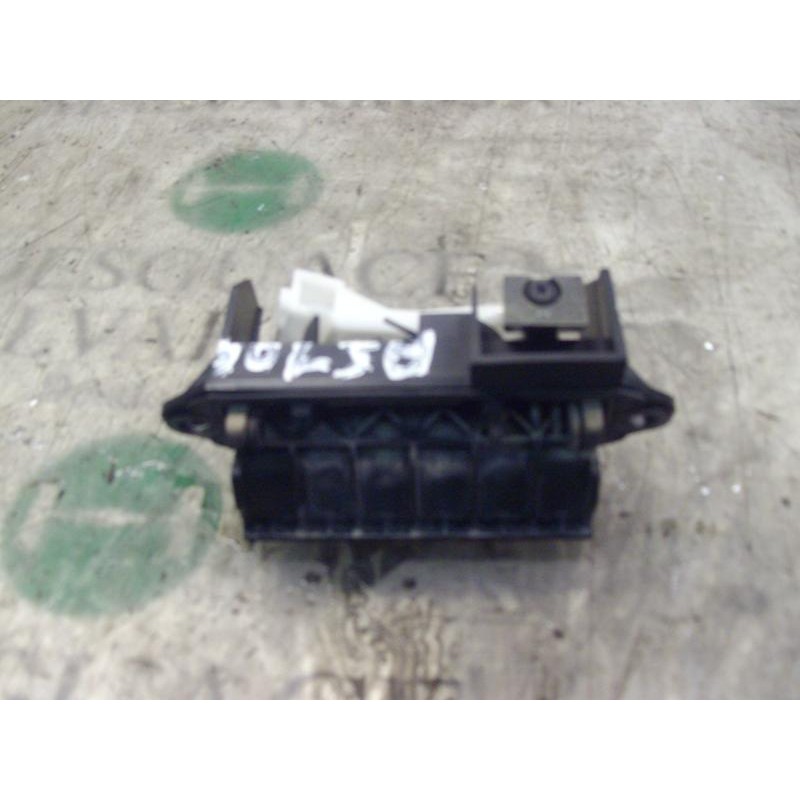 Recambio de maneta porton para toyota corolla (e12) 1.4 d-4d terra berlina referencia OEM IAM   