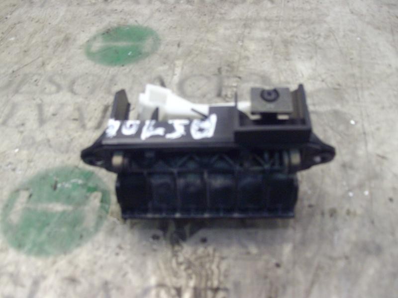 Recambio de maneta porton para toyota corolla (e12) 1.4 d-4d terra berlina referencia OEM IAM   