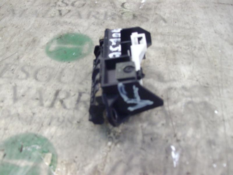 Recambio de maneta porton para toyota corolla (e12) 1.4 d-4d terra berlina referencia OEM IAM   