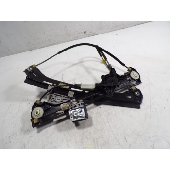 ELEVALUNAS DELANTERO DERECHO A2077200446 A2077200644 