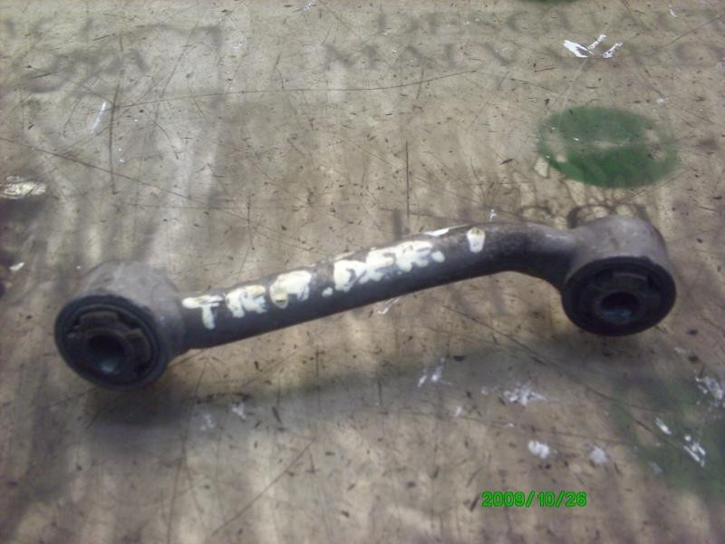 Recambio de brazo suspension inferior trasero derecho para alfa romeo 166 2.4 jtd referencia OEM IAM   
