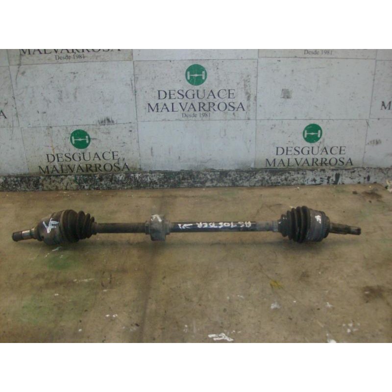 Recambio de transmision derecha para toyota corolla (e12) 1.4 d-4d terra berlina referencia OEM IAM   