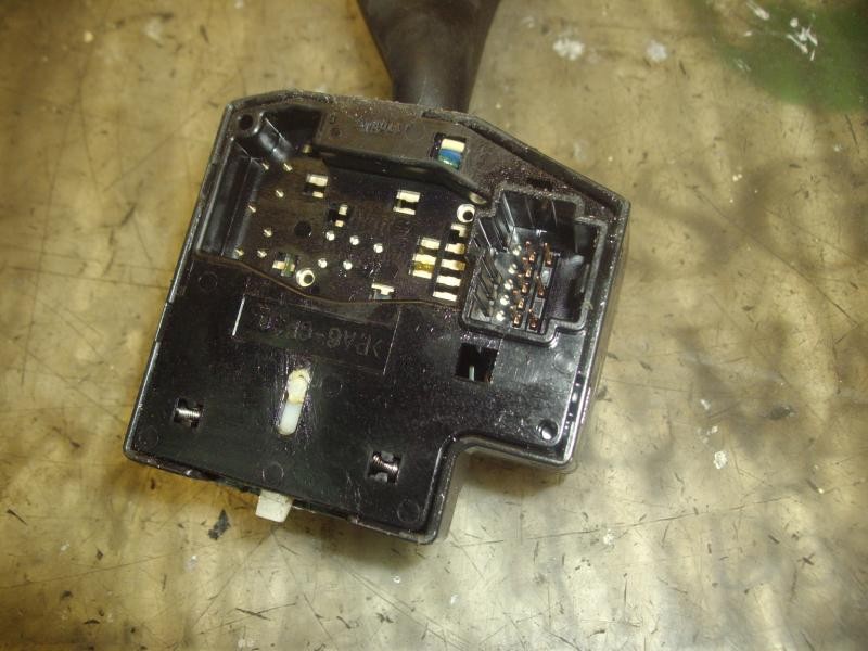 Recambio de mando intermitentes para ford focus berlina (cap) ambiente (d) referencia OEM IAM   