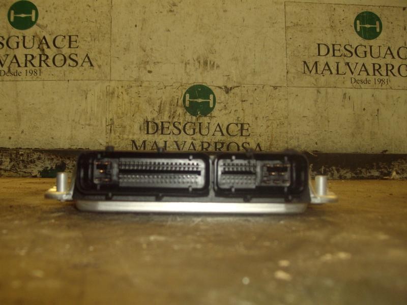 Recambio de centralita motor uce para volkswagen passat variant (3b5) trendline referencia OEM IAM   