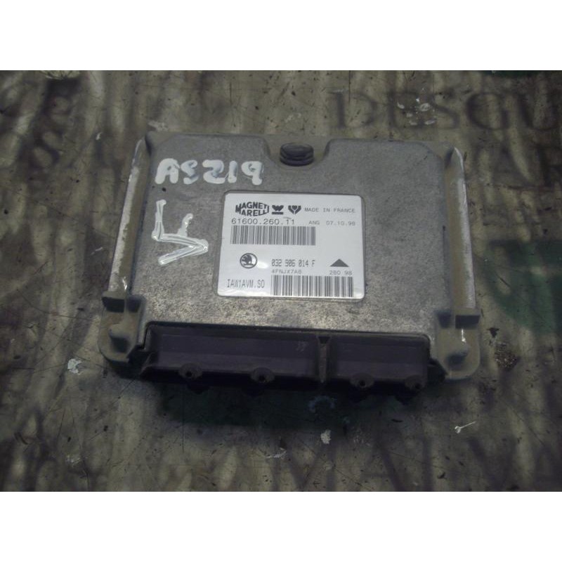 Recambio de centralita motor uce para skoda octavia berlina (1u2) 1.6 slx referencia OEM IAM   