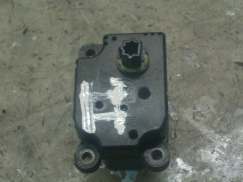 Recambio de motor apertura trampillas climatizador para citroën c2 furio referencia OEM IAM   