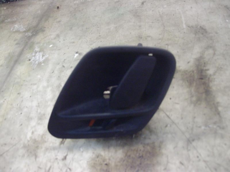 Recambio de maneta interior delantera izquierda para jeep gr.cherokee (wj/wg) 4.0 limited referencia OEM IAM   