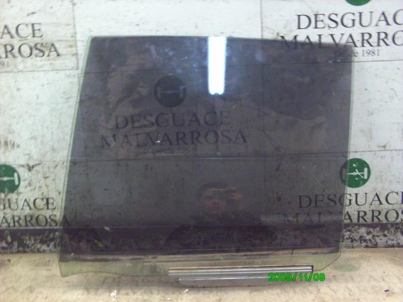 Recambio de cristal puerta trasero izquierdo para ford transit connect (tc7) furgón (2006) referencia OEM IAM   