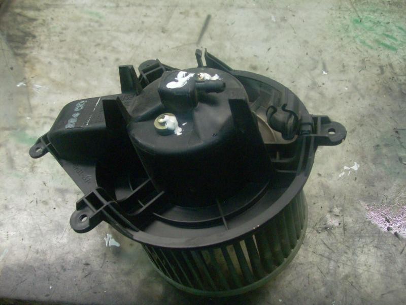 Recambio de motor calefaccion para citroën xsara berlina 1.6 referencia OEM IAM   