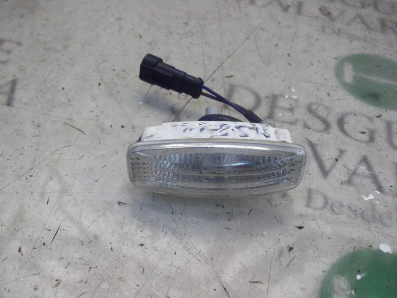 Recambio de piloto lateral derecho para tata indica referencia OEM IAM   