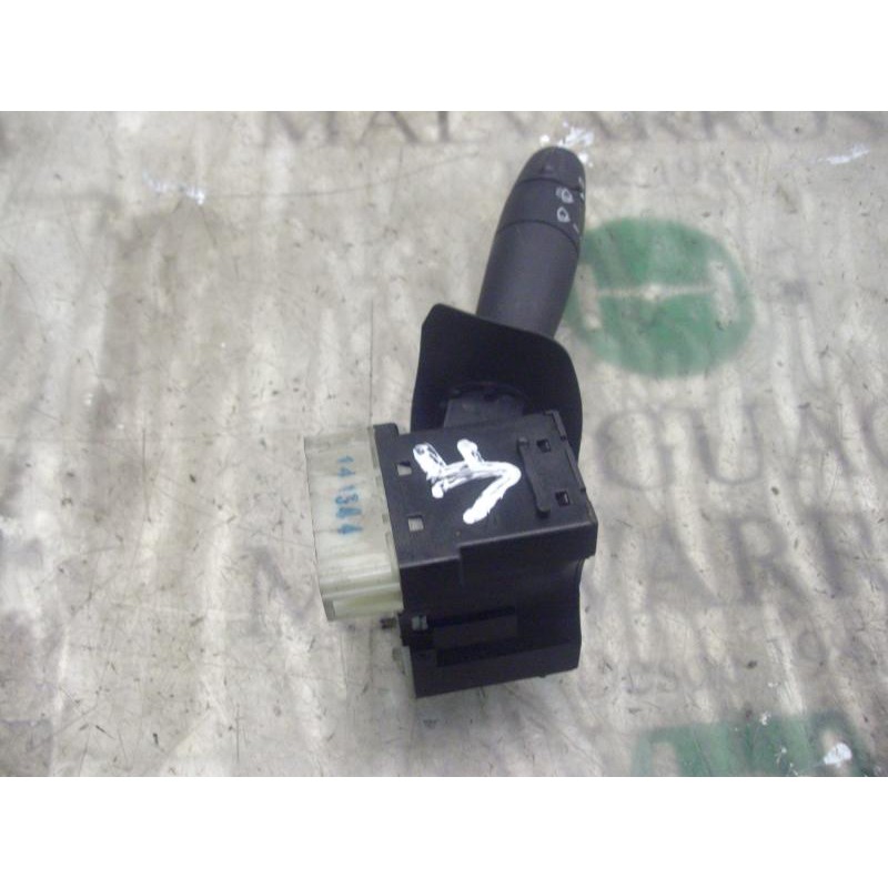 Recambio de mando limpia para renault clio ii fase ii (b/cb0) authentique confort referencia OEM IAM   