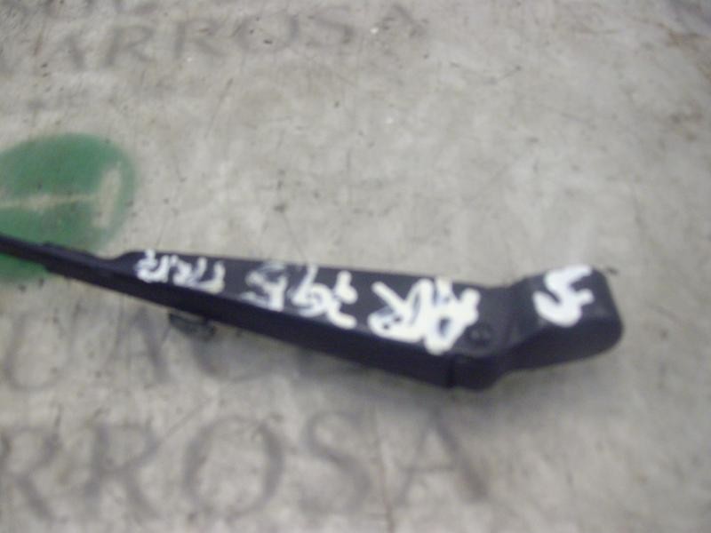 Recambio de brazo limpia trasero para smart coupe pulse referencia OEM IAM Q0000667V004000000  