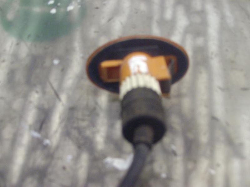 Recambio de piloto lateral izquierdo para ford explorer 4.0 referencia OEM IAM 7174612  