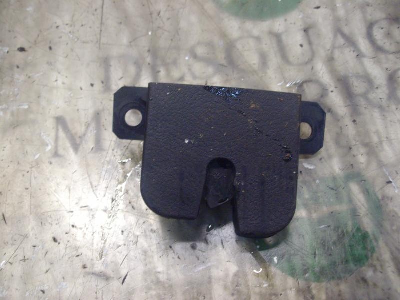 Recambio de cerradura maletero / porton para seat leon (1m1) signo referencia OEM IAM   