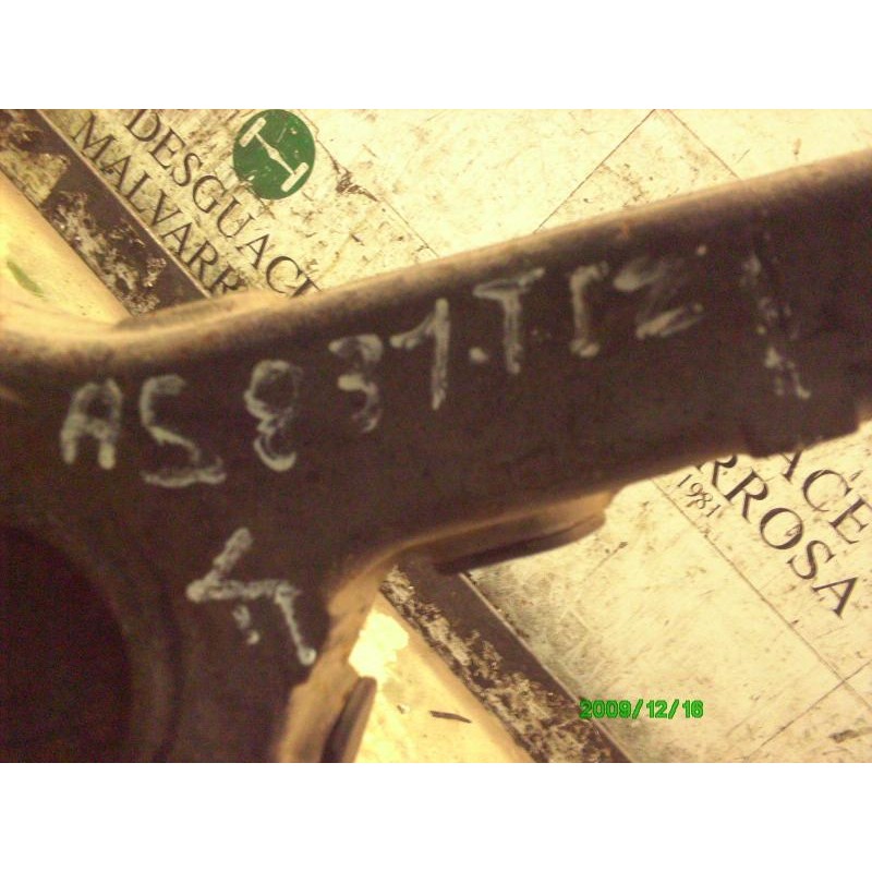 Recambio de mangueta trasera izquierda para mercedes-benz vito (w638) caja cerrada 110 d  (638.074) referencia OEM IAM   