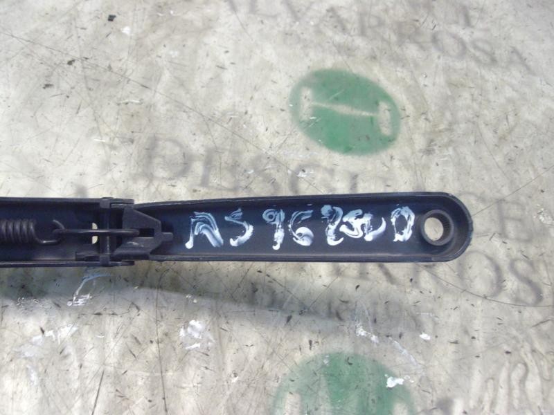 Recambio de brazo limpia delantero derecho para ford focus sportbreak (cap) sport referencia OEM IAM   