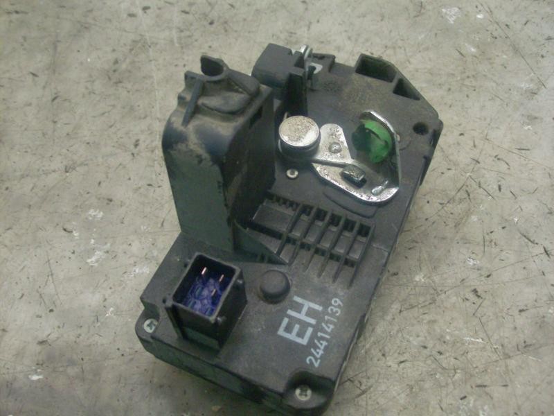 Recambio de cerradura puerta trasera derecha para opel corsa c comfort referencia OEM IAM   