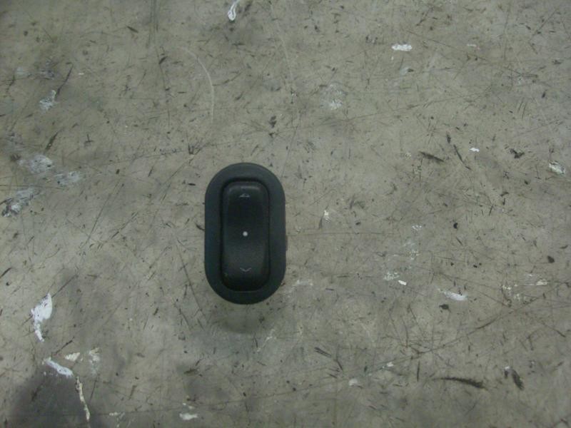 Recambio de mando elevalunas delantero derecho para opel corsa c comfort referencia OEM IAM   